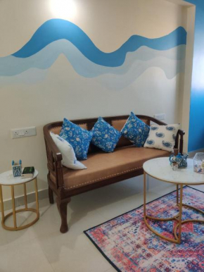 1BHK PRIVATE -Penthouse -HOUSE OF SKY - ANKANISTAAY - HOMETSAY